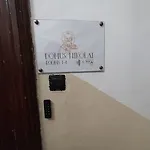 Domus Nikolai Guest house 4*