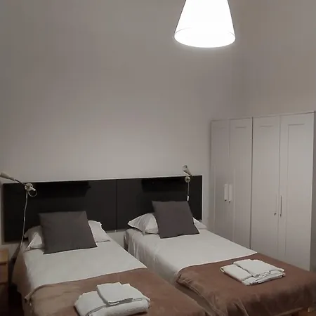 Domus Nikolai And Terrace-central 4* Bari